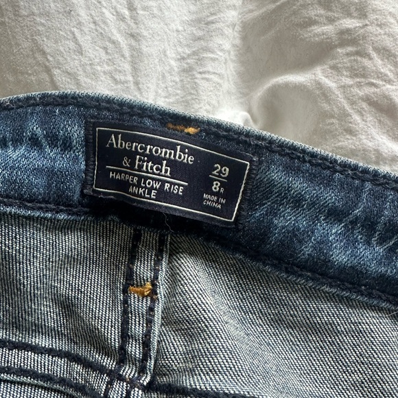 Abercrombie jeans - Picture 3 of 7
